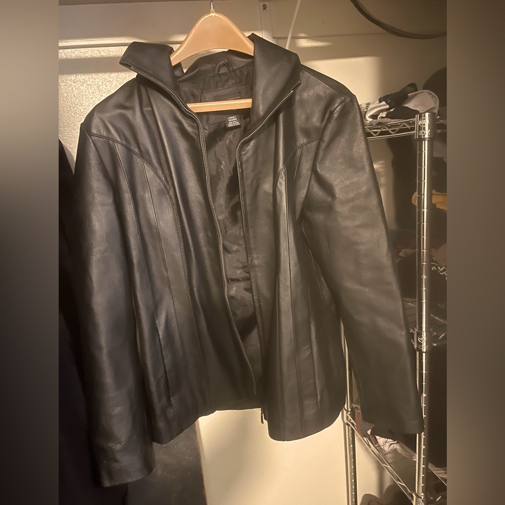East 5th leather jacket men’s size L